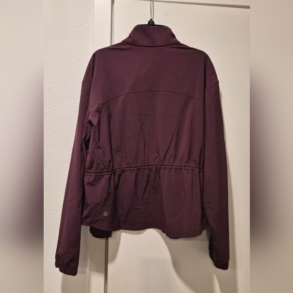 Lululemon UV-Protective Cinch-Waist Running Jacket - Size XS - Picture 7 of 7